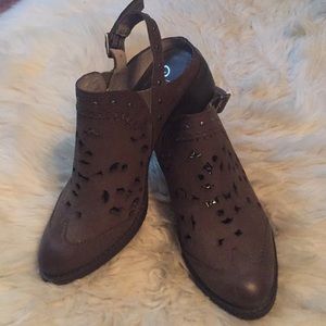 Naughty Monkey 🐒 Slingback Booties